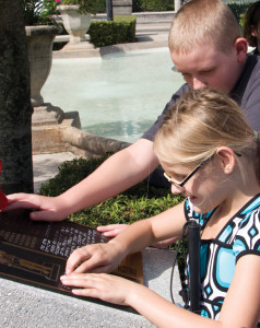 staaa Braille Trail marker2